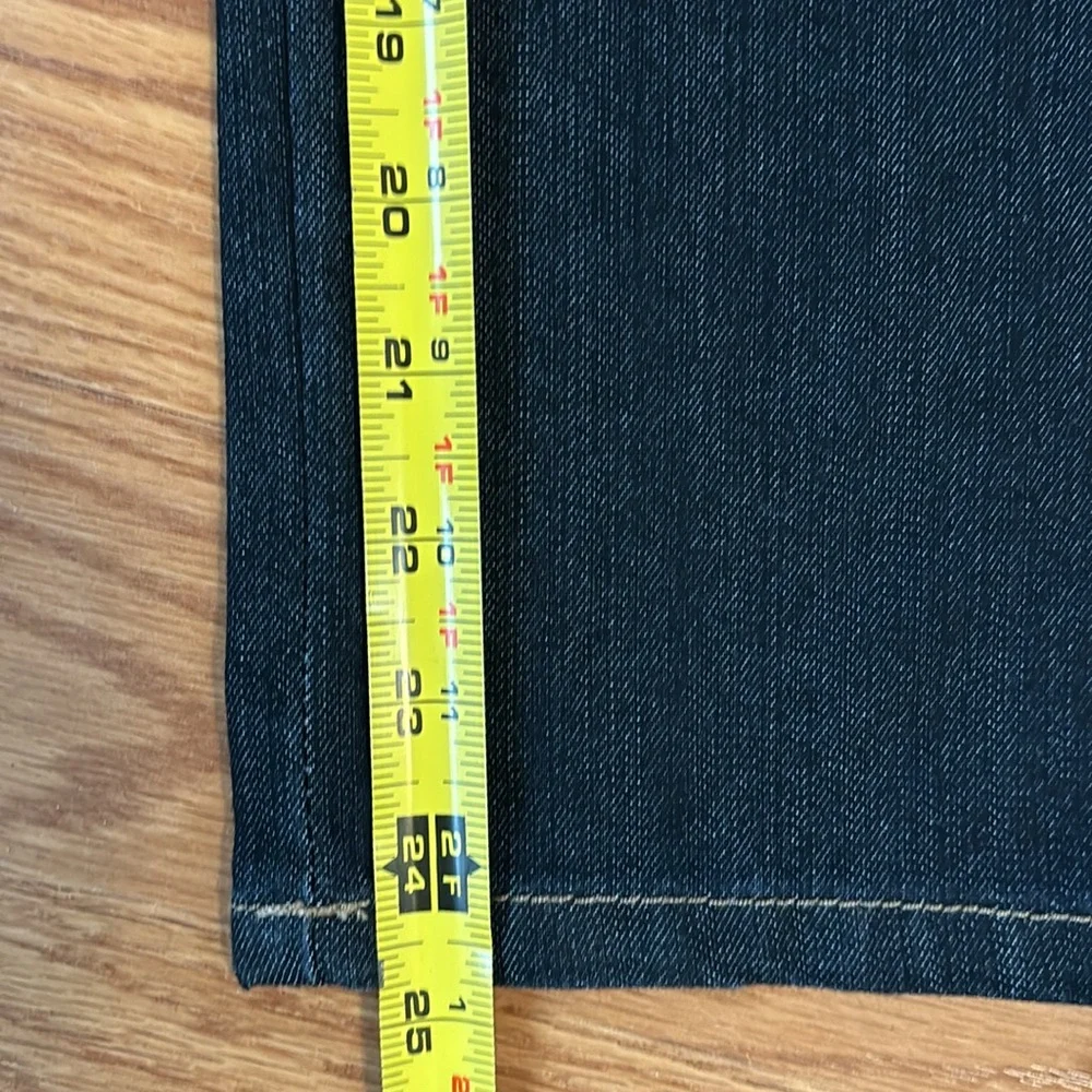 NWT Style & Co. Dark Wash Natural Fit Jeans (Sits at Natural Waist) Size 6 Short